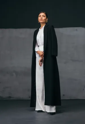 BACK-PLEATED WOOL COAT IN BLACK