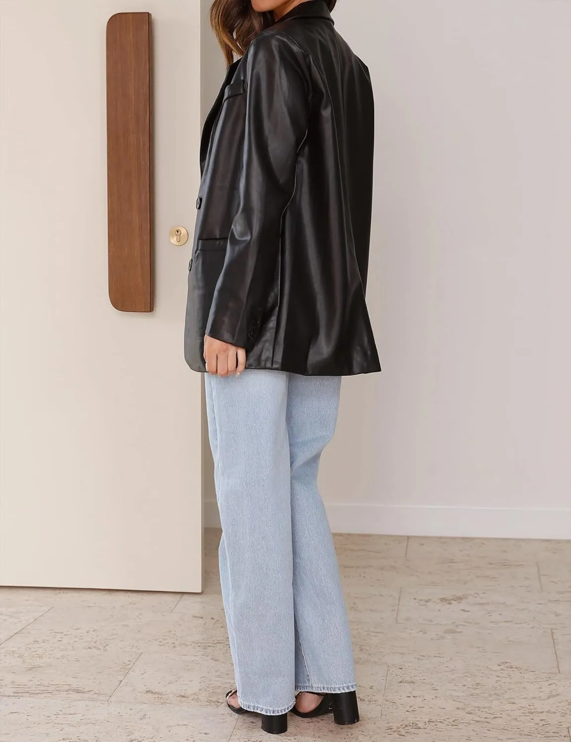 IDEALSANXUN Womens Leather Blazer Casual Oversized Faux Leather Jackets Fall Winter Coat