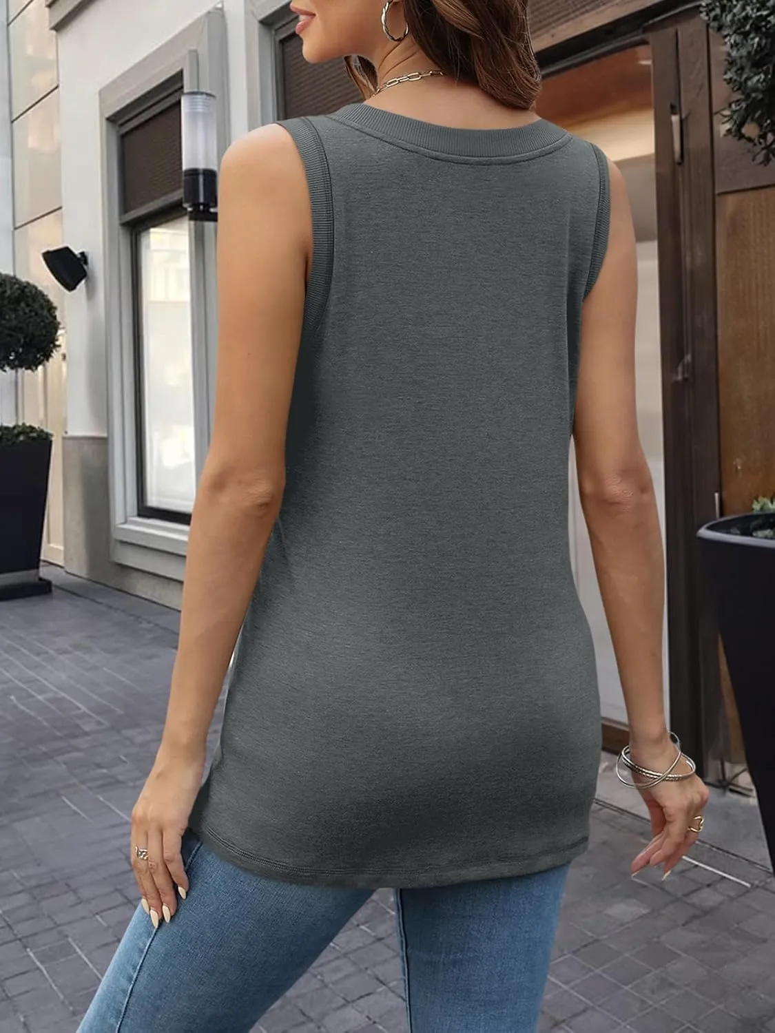 LILLUSORY Women Tank Tops 2025 V Neck Sleeveless Summer Top Casual Dressy Shirts Trendy Outfits Fashion Clothes