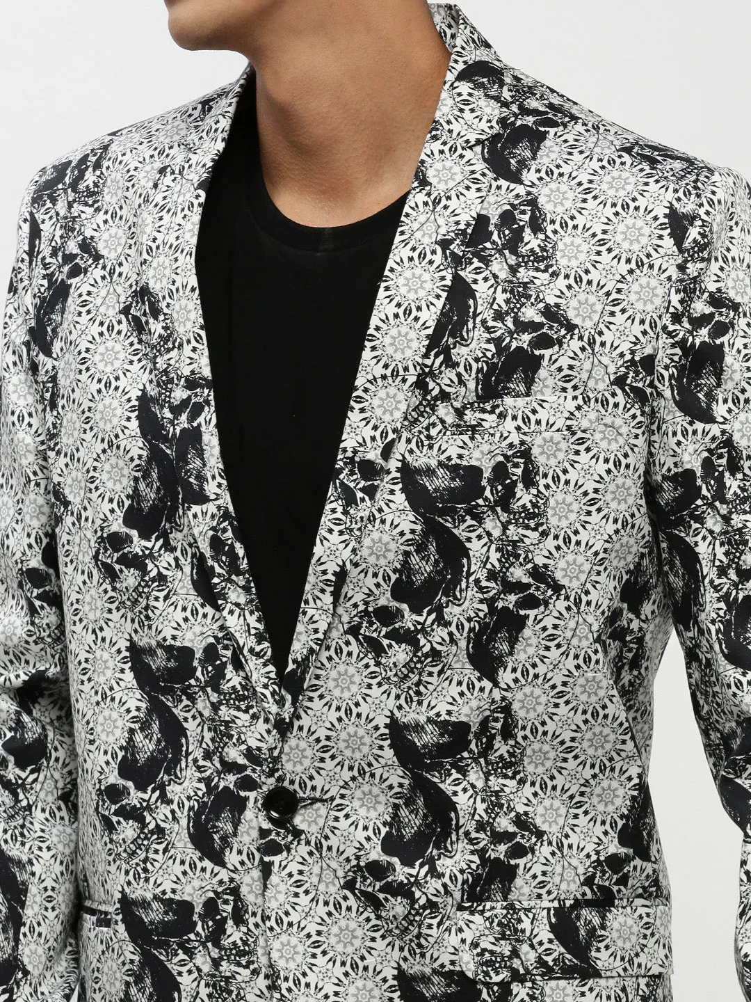 Men White Printed Notched Lapel Single Breasted Slim Fit Blazer