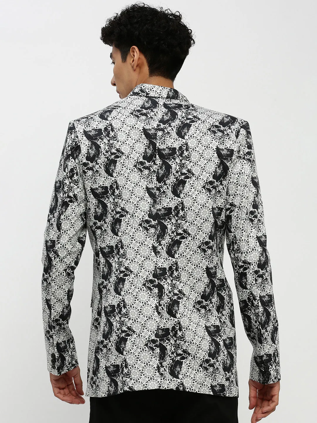 Men White Printed Notched Lapel Single Breasted Slim Fit Blazer
