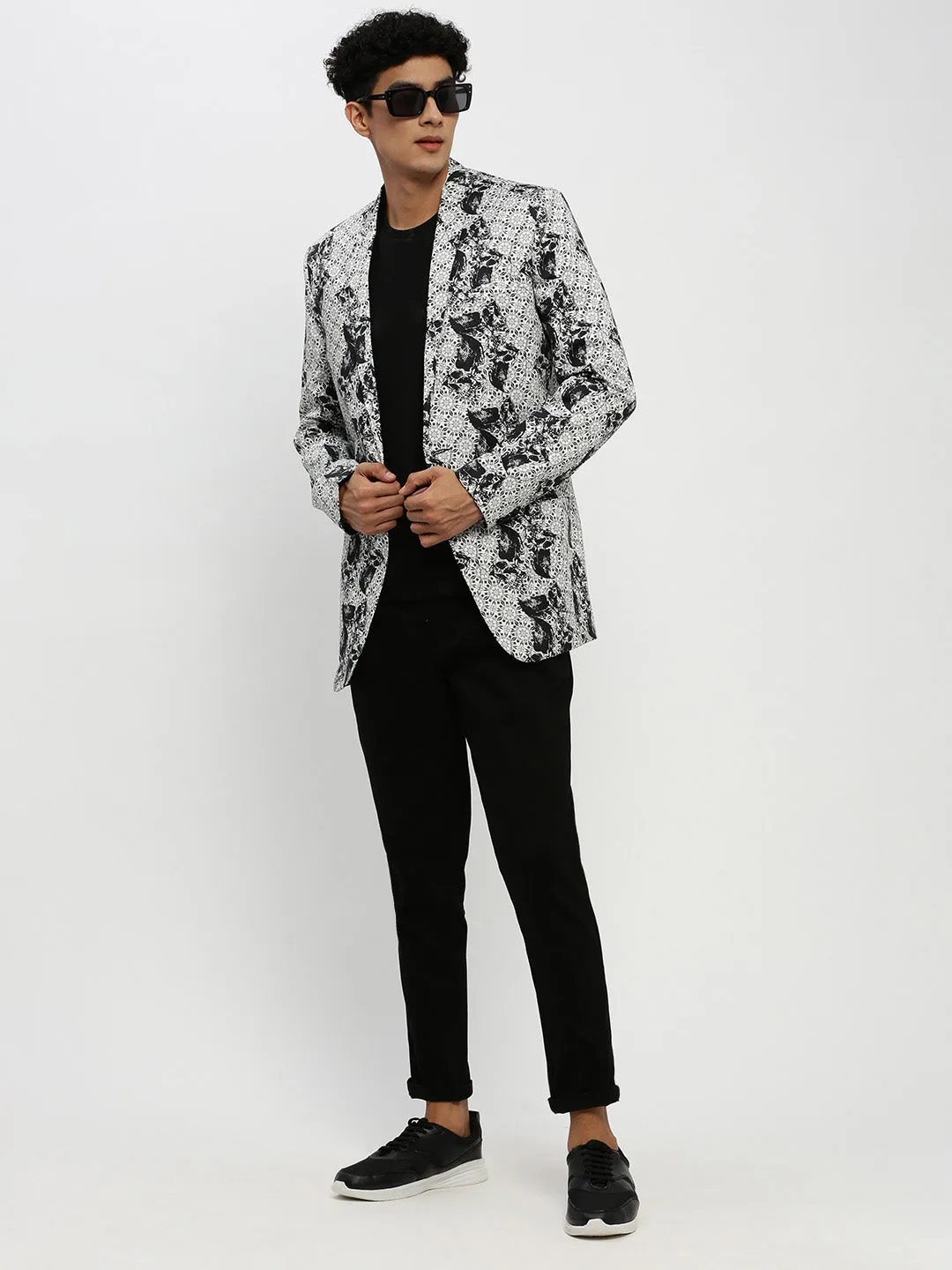 Men White Printed Notched Lapel Single Breasted Slim Fit Blazer