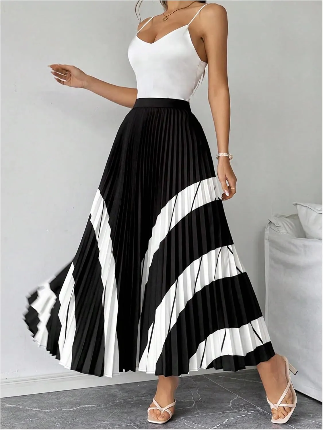 OYOANGLE Women's Elegant Color Block High Waist Pleated A Line Long Skirt Swing Flowy Work Skirts