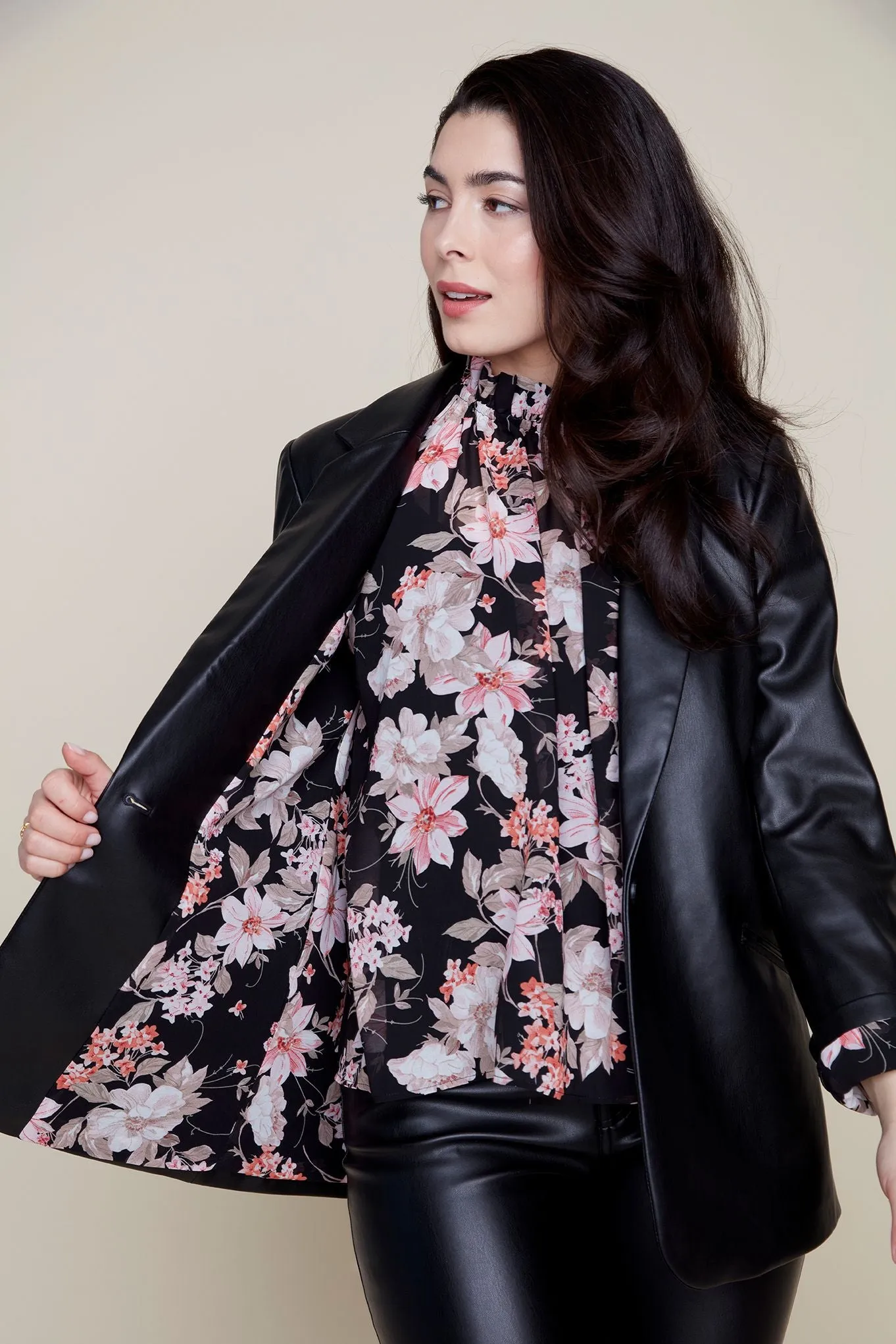 R. 3871L Vegan Leather Blazer