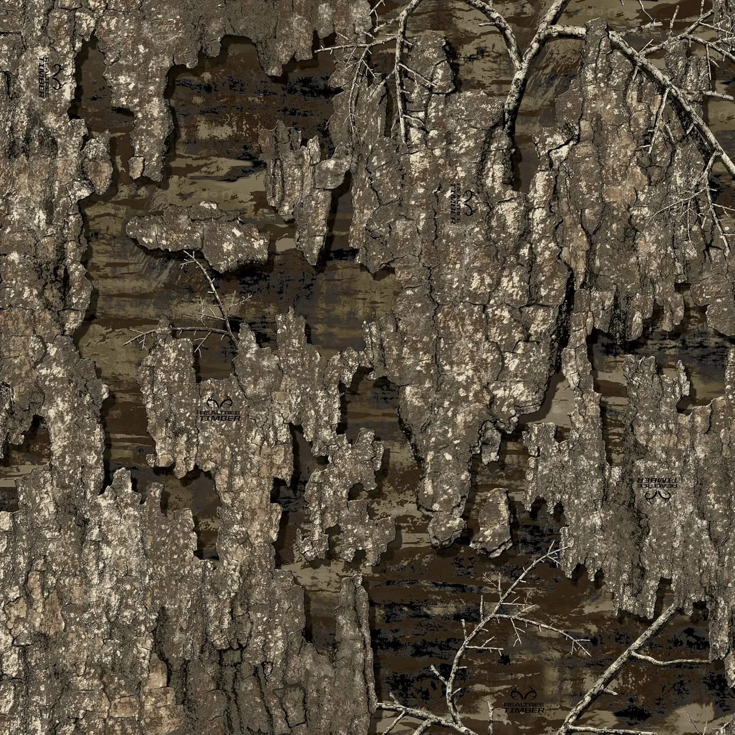 Realtree Men's Essential Camo Lightweight Performance Long Sleeve Shirt