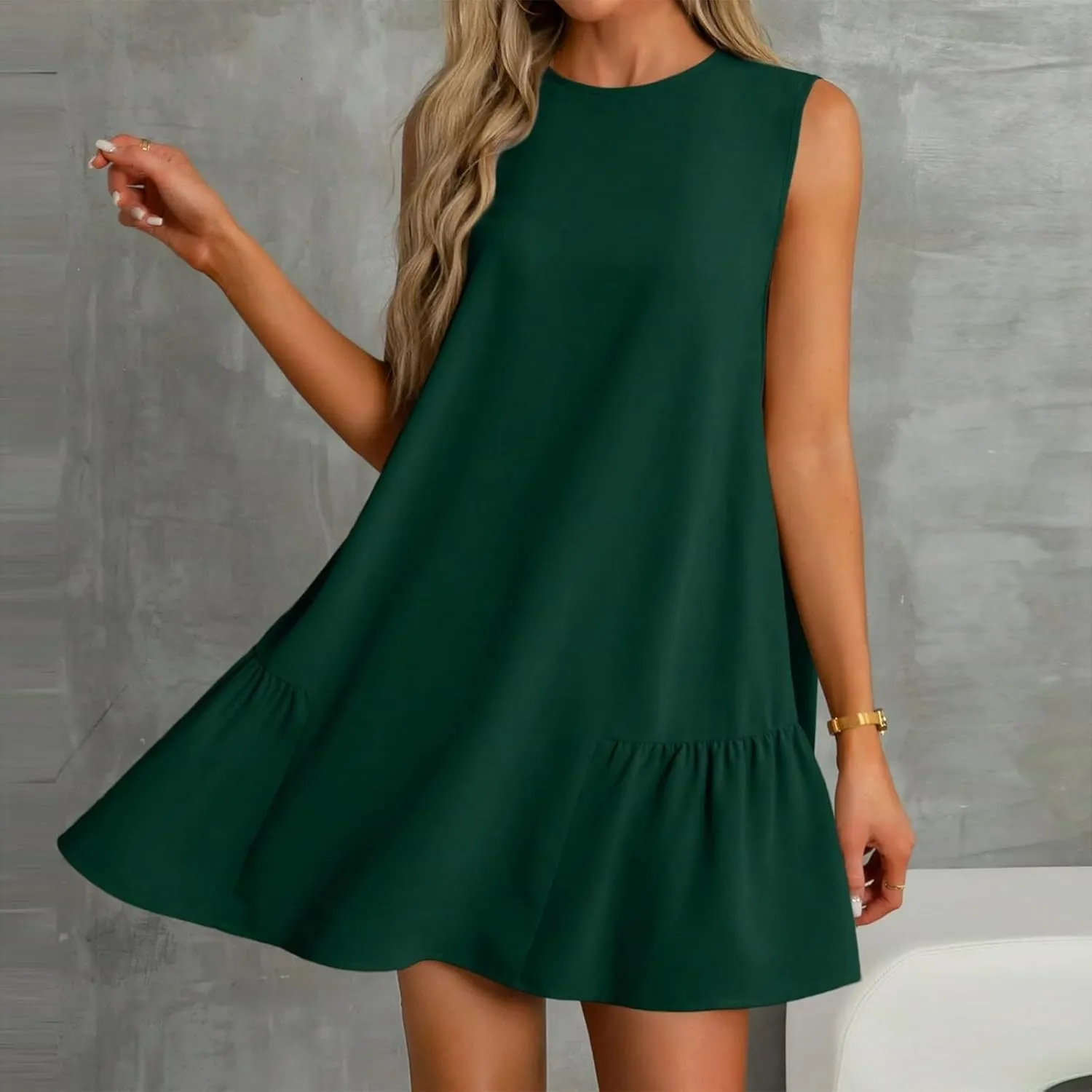 Summer Dresses for Women 2025 Casual Sleeveless Crew Neck Dress Loose Ruffle Hem Beach Mini Sundress