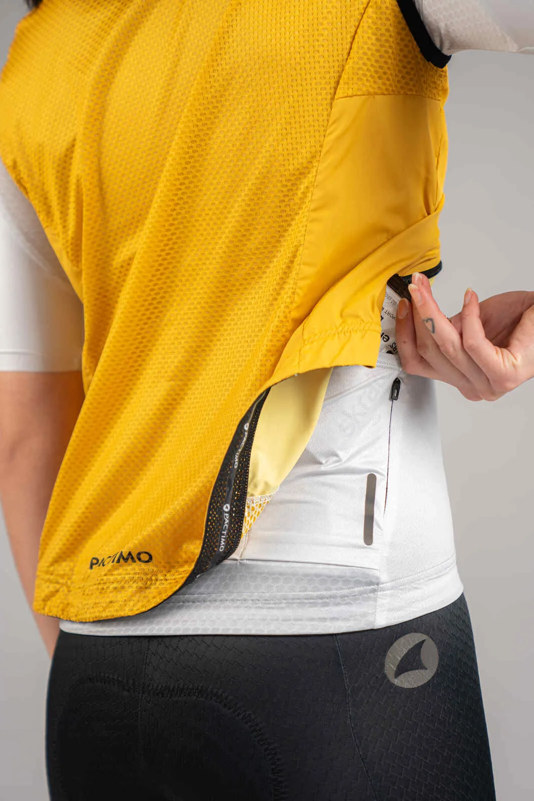 Women's Divide Wind Vest