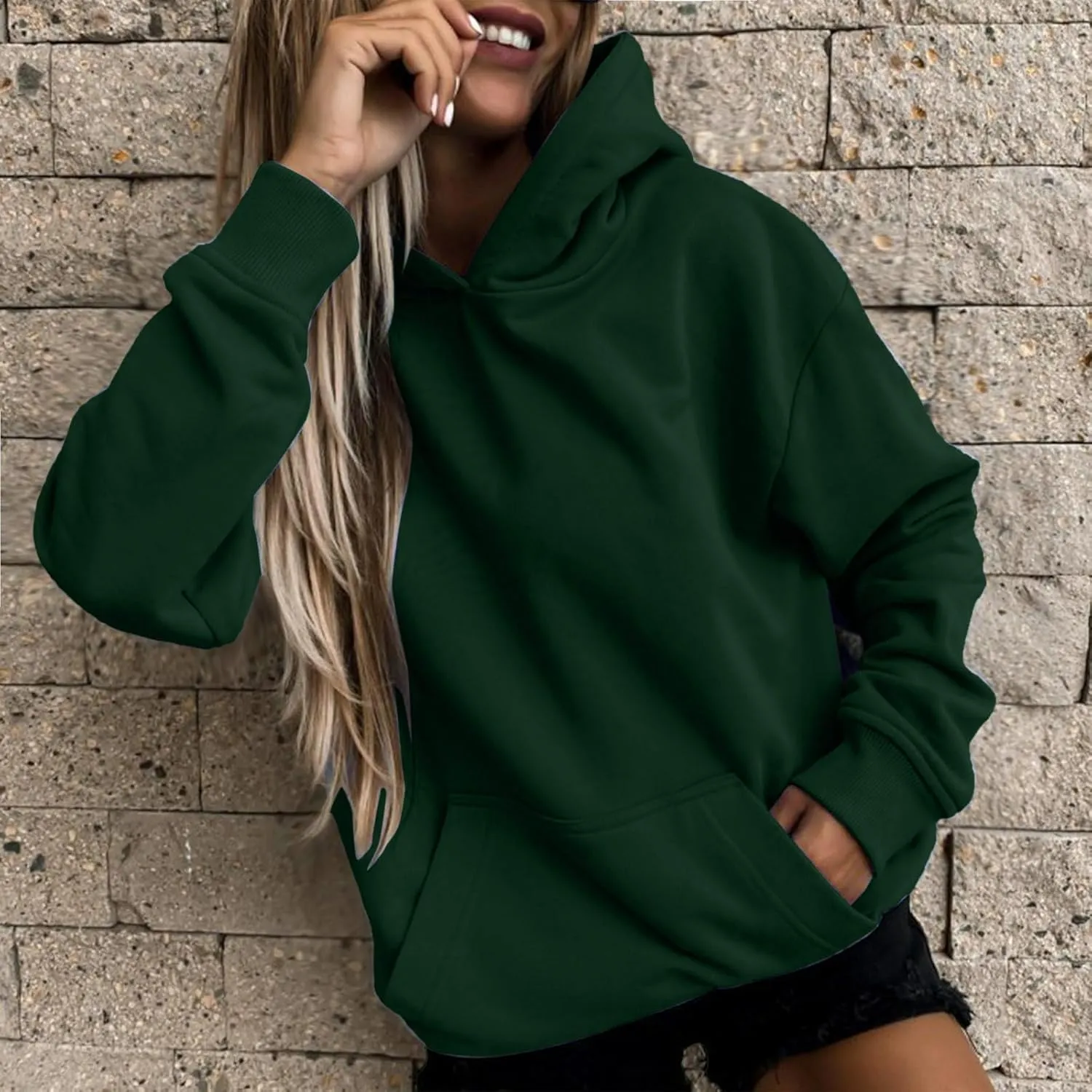 womens Hoodies Long Sleeve Oversized Sweatshirts Comfy Casual Loose Fit Pullover Fashion Fall Tops Pockets