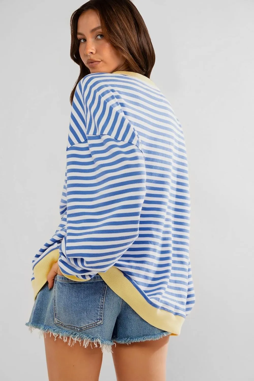 Women's Oversized Striped Crewneck Sweatshirt Color Block Long Sleeve Crew Neck Pullover Tops.